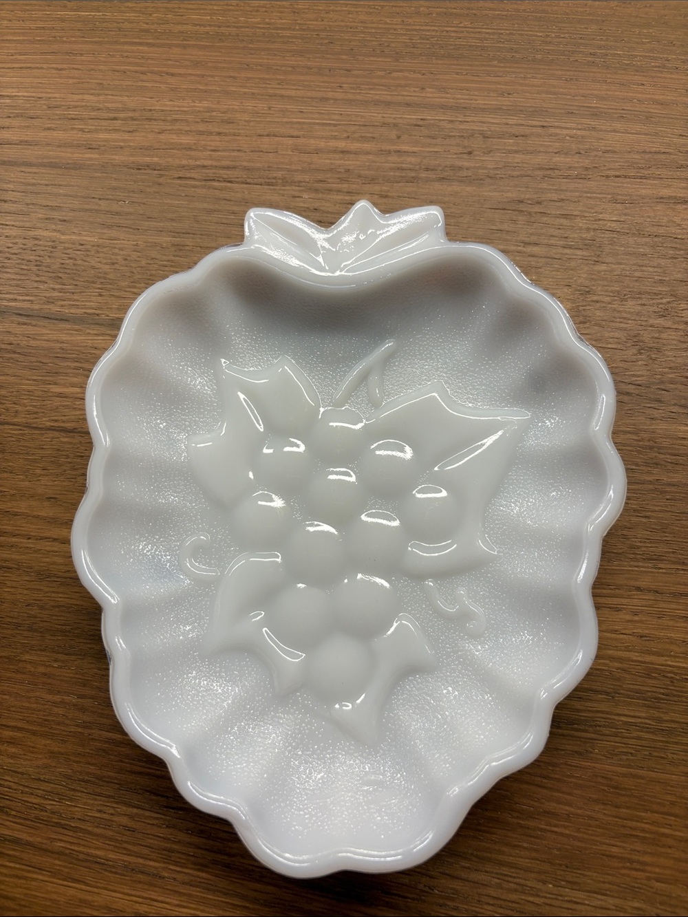 Source Unknown White Grape-Shaped Milk Glass Dish